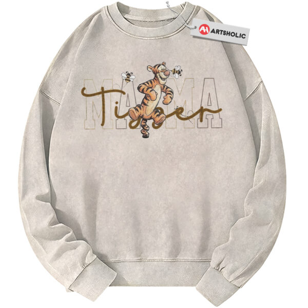 Tigger Sweatshirt, Winnie-the-Pooh Sweatshirt, Mother's Day Sweatshirt, Animated Sweatshirt, Vintage Sweater