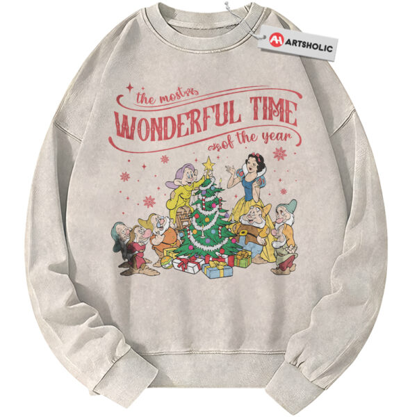 Snow White and the Seven Dwarfs Shirt, Christmas Shirt, Winter Disney Shirt, Animated Shirt, Vintage Tee