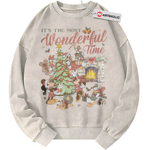 Donald Duck Sweatshirt, Mickey Mouse Sweatshirt, Goofy Sweatshirt, Pluto Sweatshirt, Christmas Sweatshirt, Winter Disney Sweatshirt, Animated Sweatshirt, Vintage Sweater